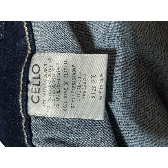 Cello Jeans Mid Rise Pull On Slit Hem Flare Jeans Comfort Stretch  2X NWT - Picture 11 of 15